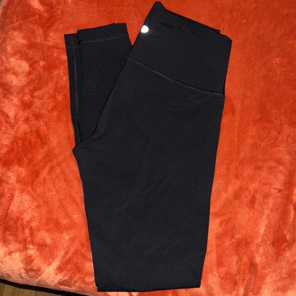 Black lululemon leggings